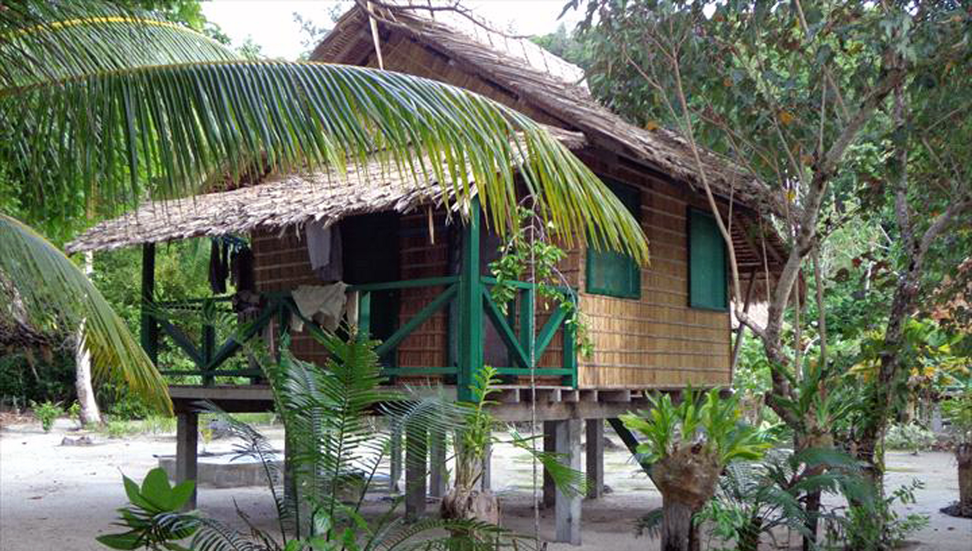 Nugu Beach Bungalows Tourism Solomons